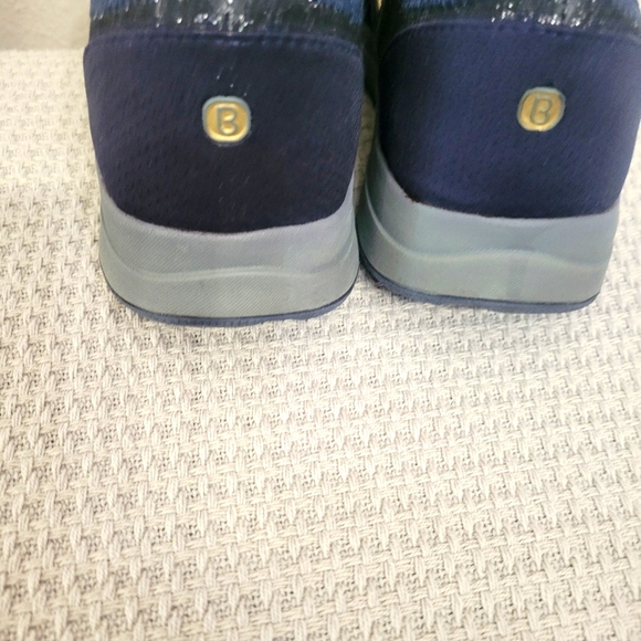 Bzees Women's Sparkle Navy Slipon Sneakers Sz 8.5 - Picture 3 of 12